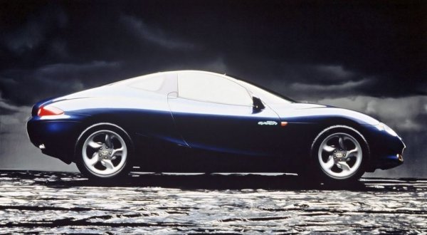 Година по-късно в същия Детройт е представена друга концепция - HCD-II Epoch. Тя има затворено купе с две врати и разположение на седалките 2+1. От техническа гледна точка колата не се различава много от първия HCD и също така е оборудвана със системи ABS и TCS, дискови спирачки на всички колела, както и такива необичайни опции като автоматично затъмняващо се огледало за обратно виждане и телефон.
През 1995 г. третото поколение HCD дебютира на същото автомобилно изложение в Детройт. Тази концепция се различава от предишните в „потенциала за офроуд“, осигурен от окачването с променлив просвет, а мощността на двигателя е значително увеличена до 240 к.с. Акцентът на HCD-III е навигационната система Navitec.
